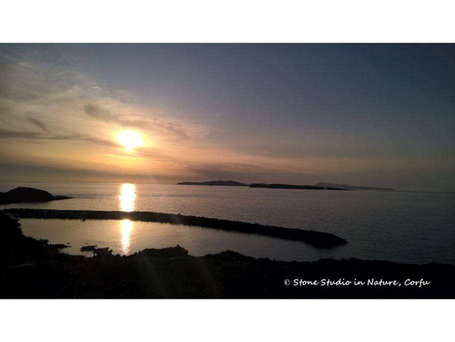 Stone Studio In Nature With View To Corfu Town! Evropouloi Exterior foto